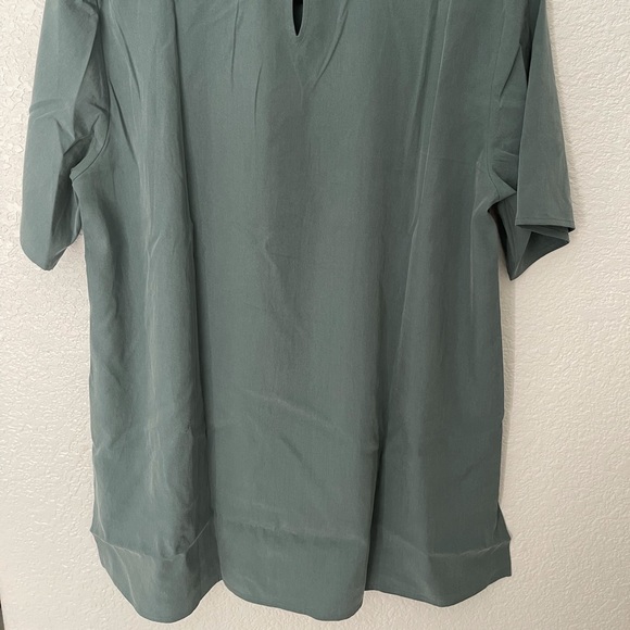 Eileen Fisher. Boxy Short-Sleeve Top. NWT. Color: Teal. - Picture 5 of 5